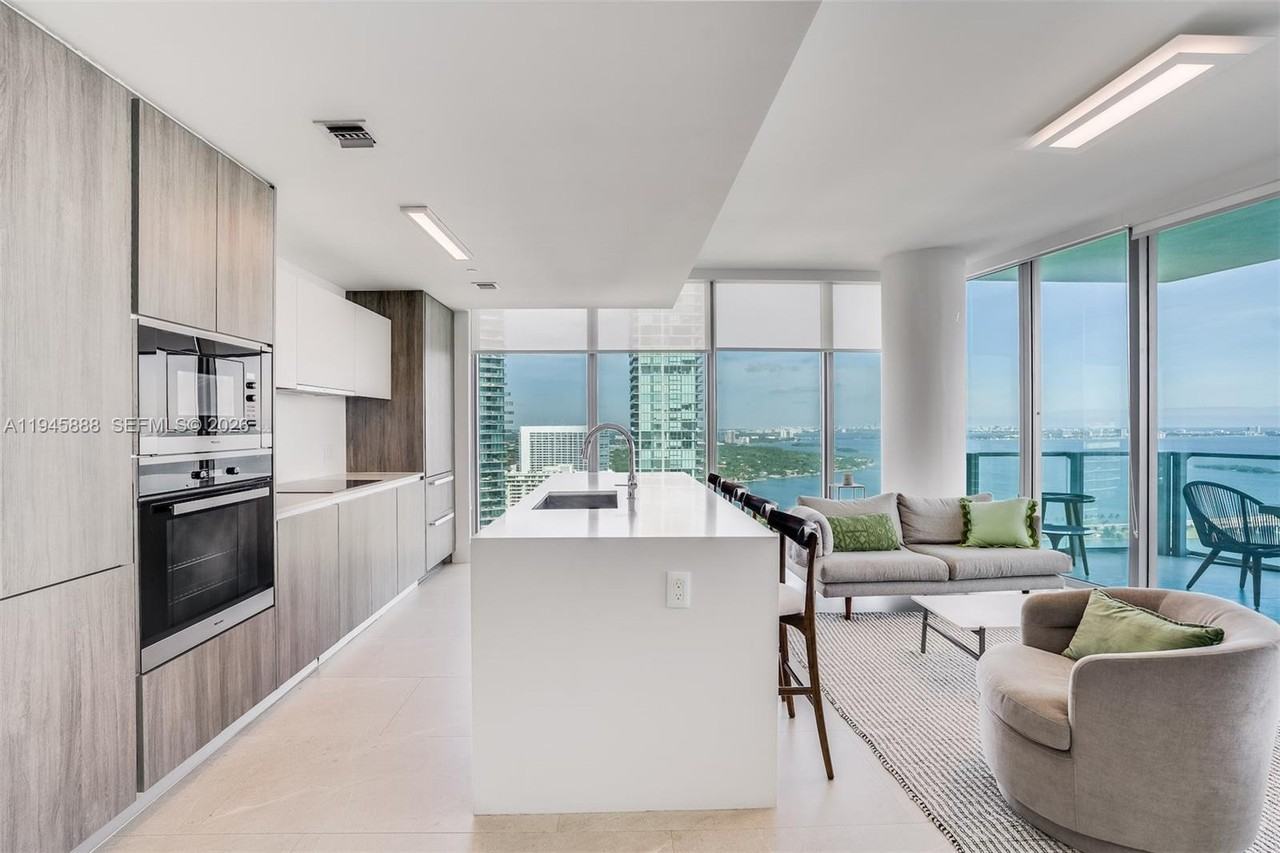 NE 28th St & Biscayne Blvd - Photo 3 of 22