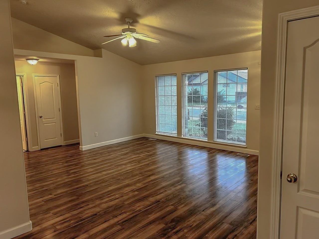 1435 N Inez Pl #1 - Photo 5 of 29