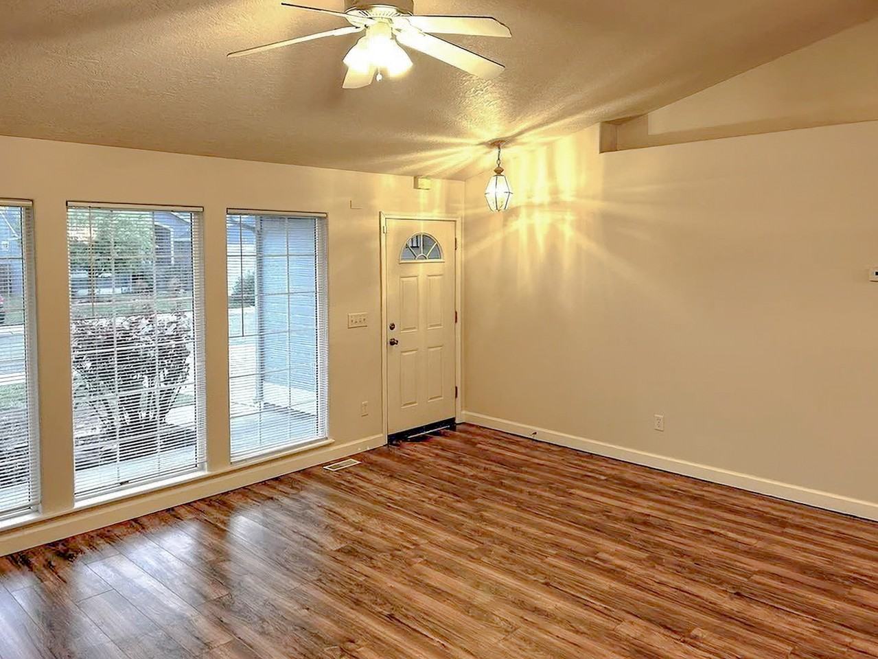 1435 N Inez Pl #1 - Photo 6 of 29