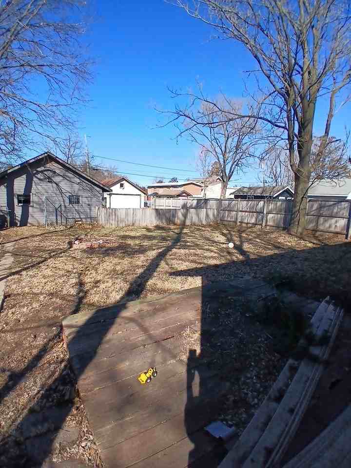 1610 Post Ave #1 - Photo 3 of 13