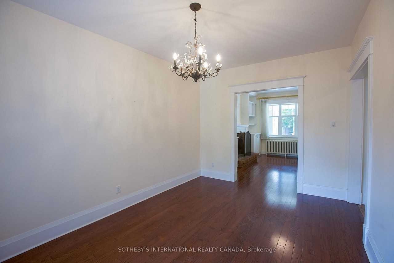 49 Hillsdale Avenue West - Photo 6 of 25