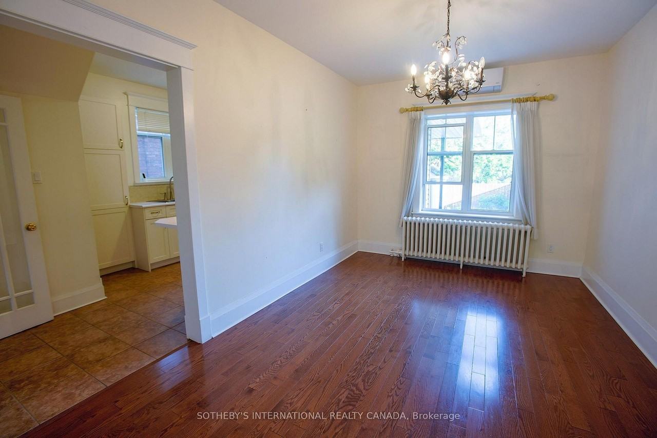 49 Hillsdale Avenue West - Photo 5 of 25