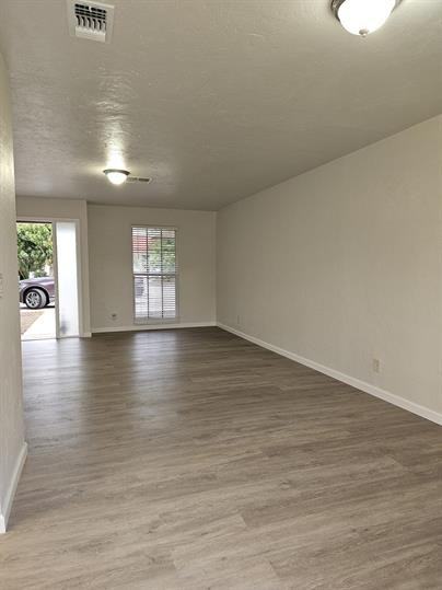 3005 Gordon St #1 - Photo 3 of 11