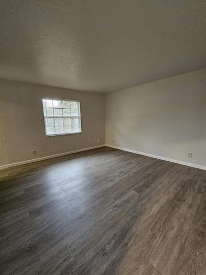 3005 Gordon St #1 - Photo 5 of 11