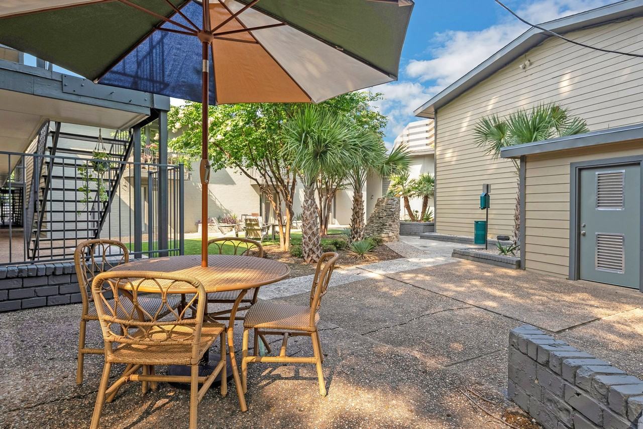 600 South First St - Photo 4 of 45