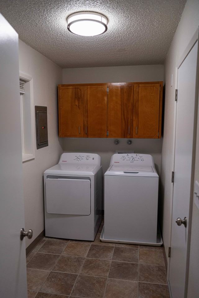 1223 E 5th St #1 - Photo 3 of 31