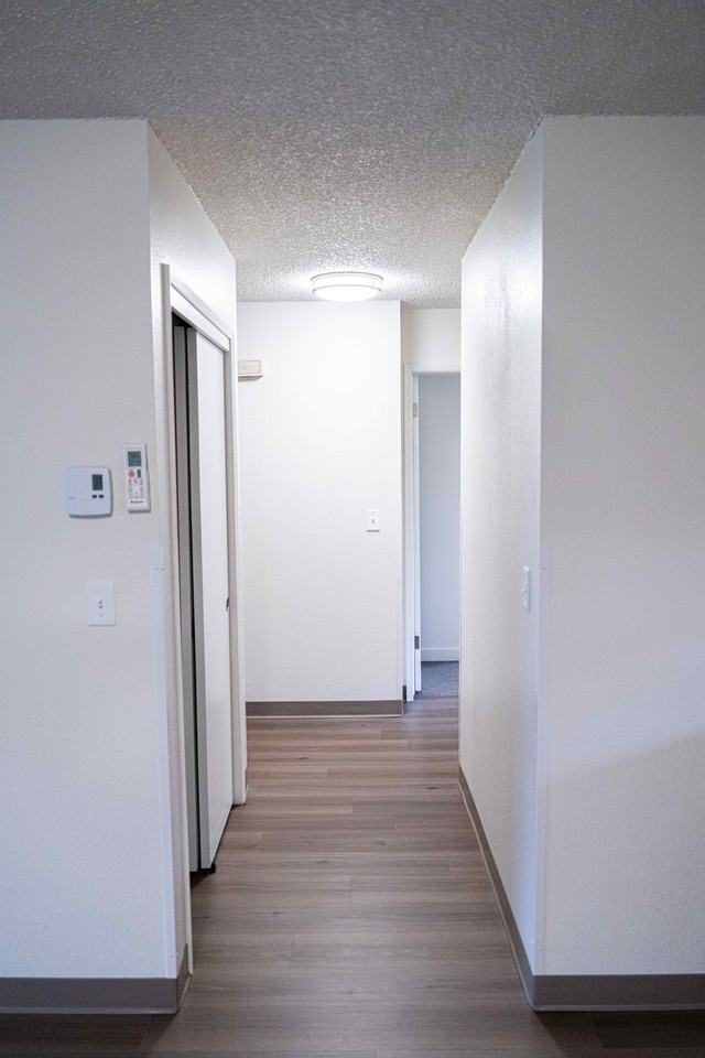 1223 E 5th St #1 - Photo 5 of 31