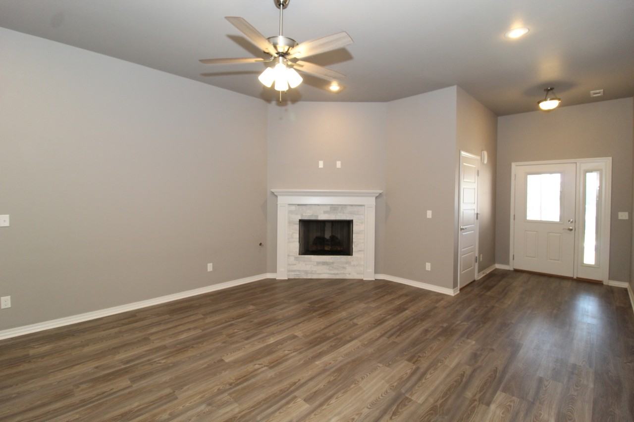 182 E 2nd St #182 - Photo 2 of 27