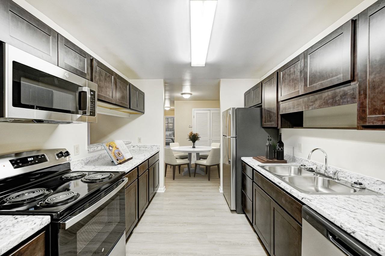 Water's Edge - Photo 3 of 29