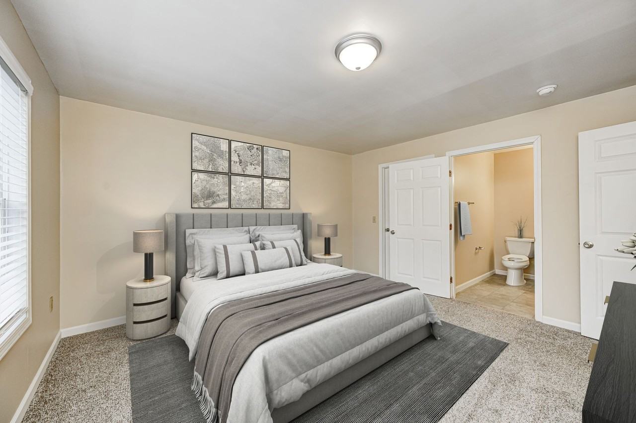 Water's Edge - Photo 5 of 29