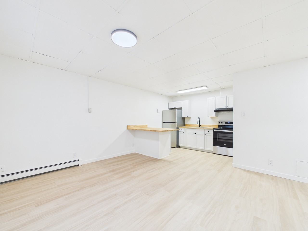 901 Gilmore St #IR - Photo 2 of 8