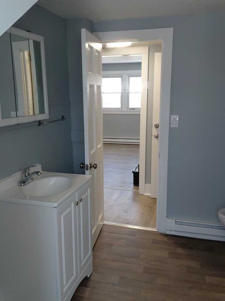 200 Crescent St #200-3 - Photo 2 of 8