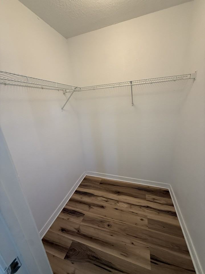 1625 Martin Bluff Rd #54 - Photo 5 of 16