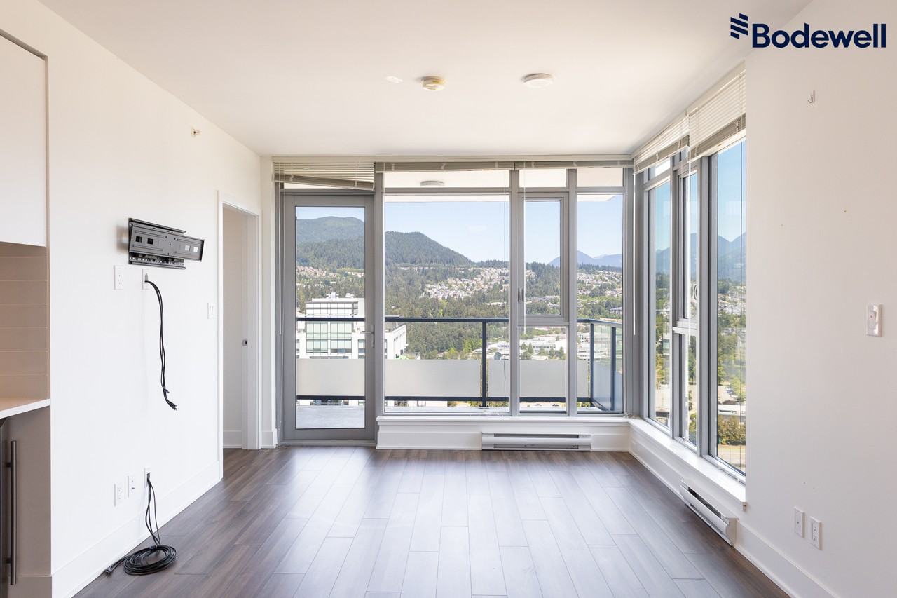 MThree - Photo 5 of 22