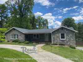 featured image of 540 Blythe St #1