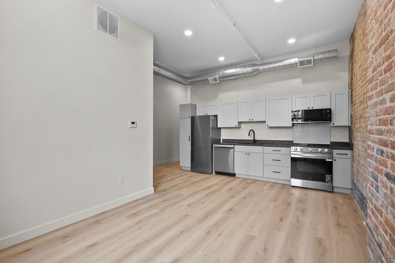 Coney Island Lofts - Photo 2 of 33