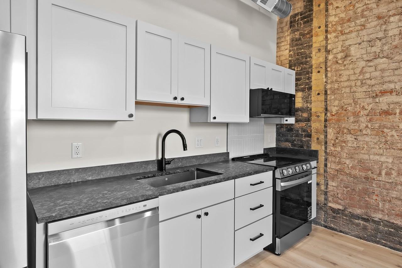 Coney Island Lofts - Photo 3 of 33