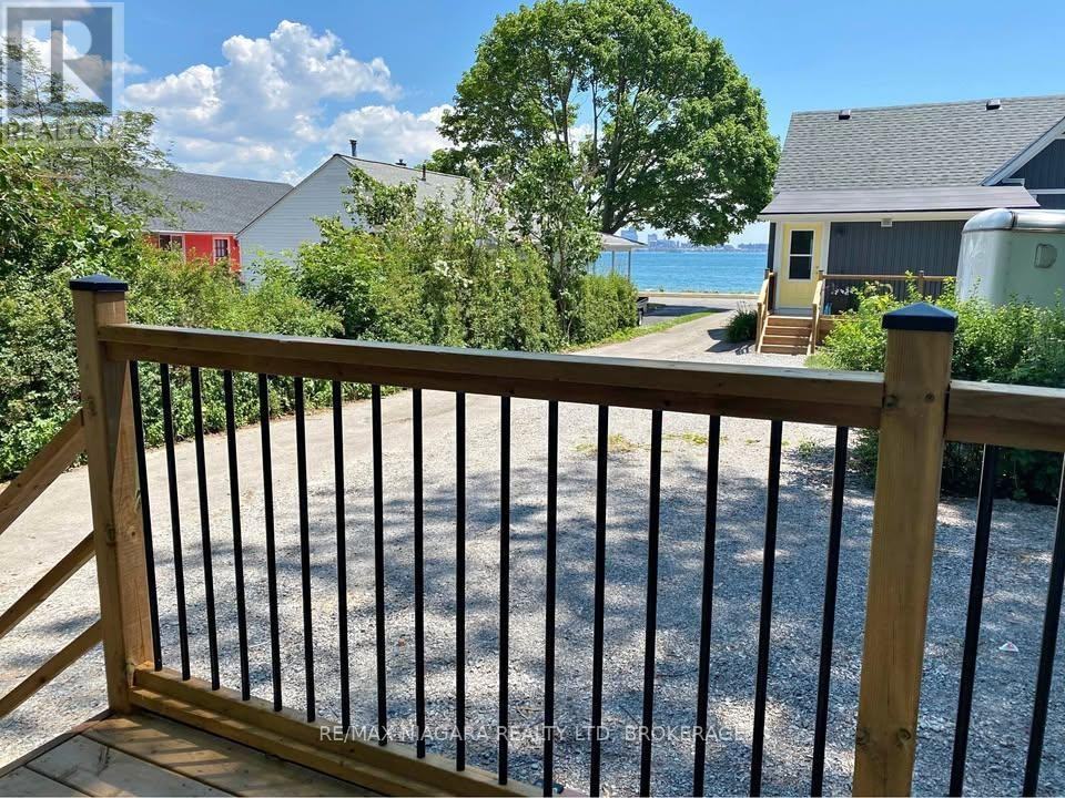 474 Lakeshore Road, Middle House, Fort Erie - Photo 3 of 12