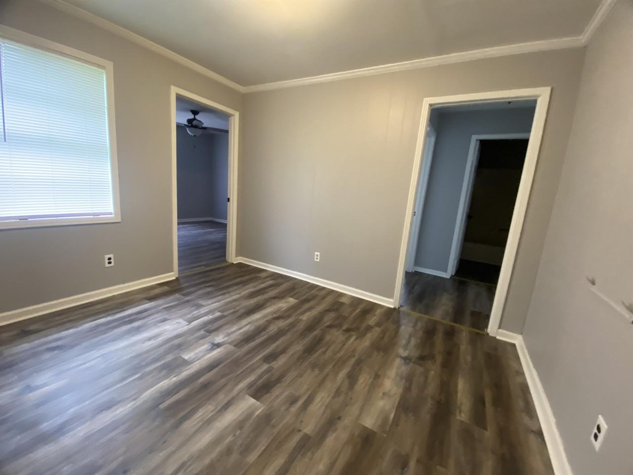 311 S Bond Ave #1 - Photo 4 of 9