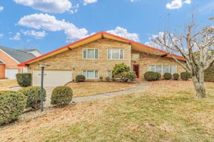 featured image of 1803 Golfview Dr #1