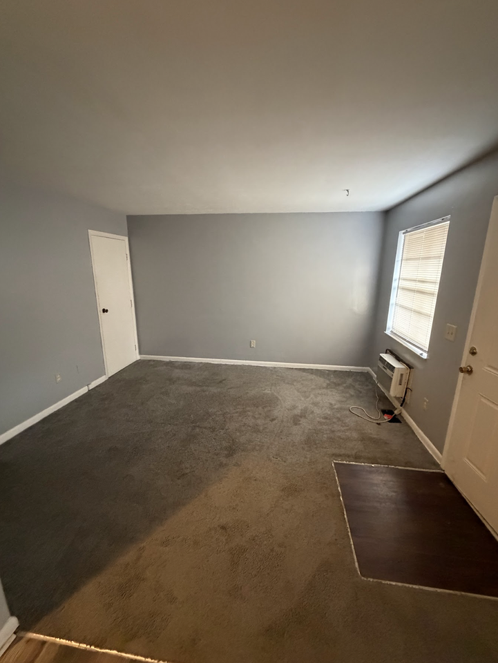 Daniel Williams - 1948 Victoria Avenue - B #B - Photo 5 of 7