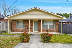 featured image of 804 Valerie Ln #1