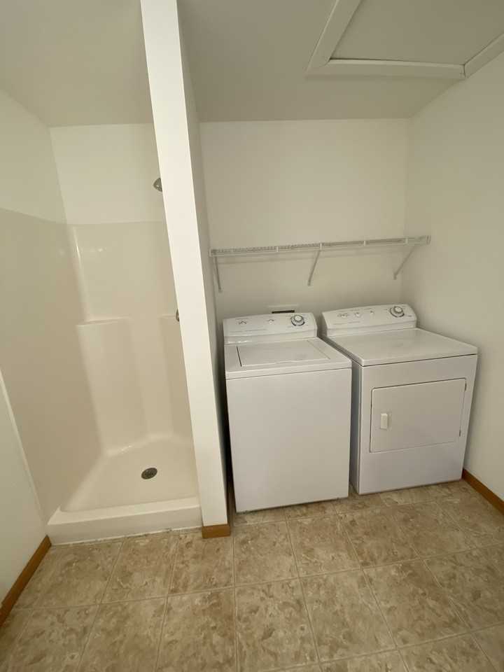 1550 W Pine St #507 - Photo 5 of 21