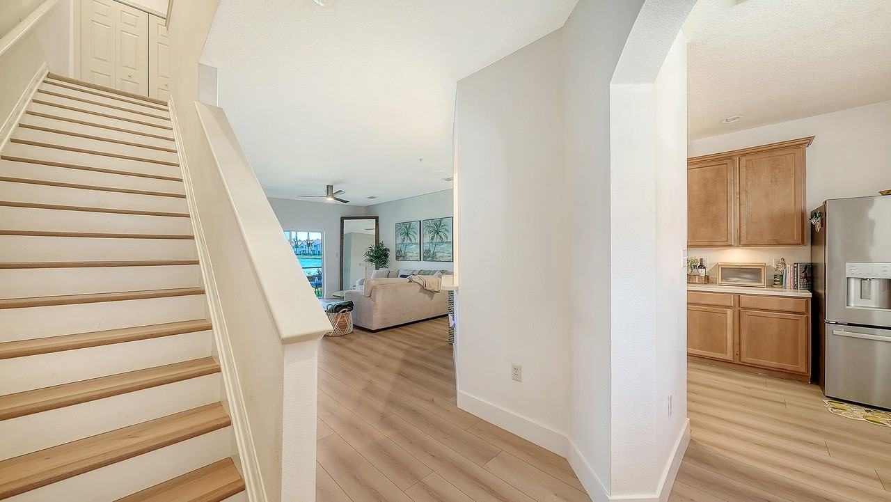 3790 Parkridge Cir #22-103 - Photo 4 of 50