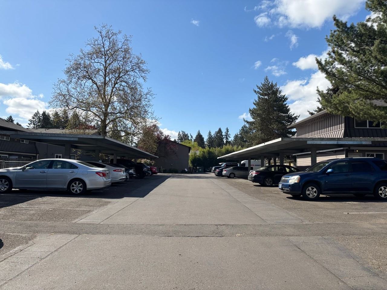 606 E 9th St #21 - Photo 2 of 6