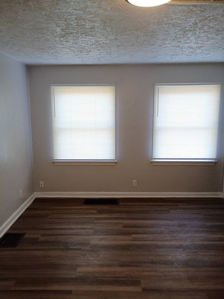 518 Delaware Ave, Dayton, OH 45405 - Photo 3 of 32