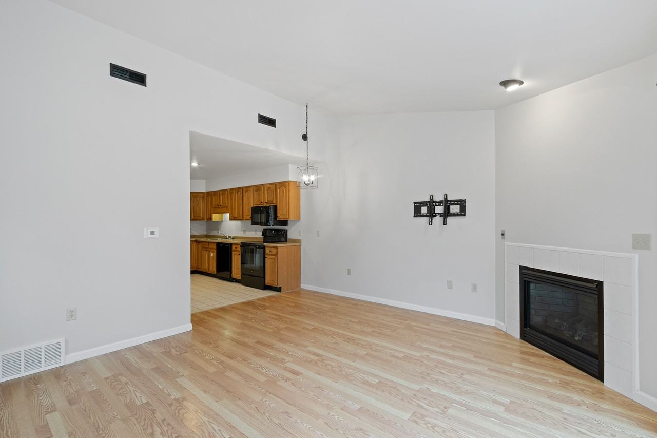 874 Xanadu Road - ML - 15 #ML15 - Photo 4 of 22