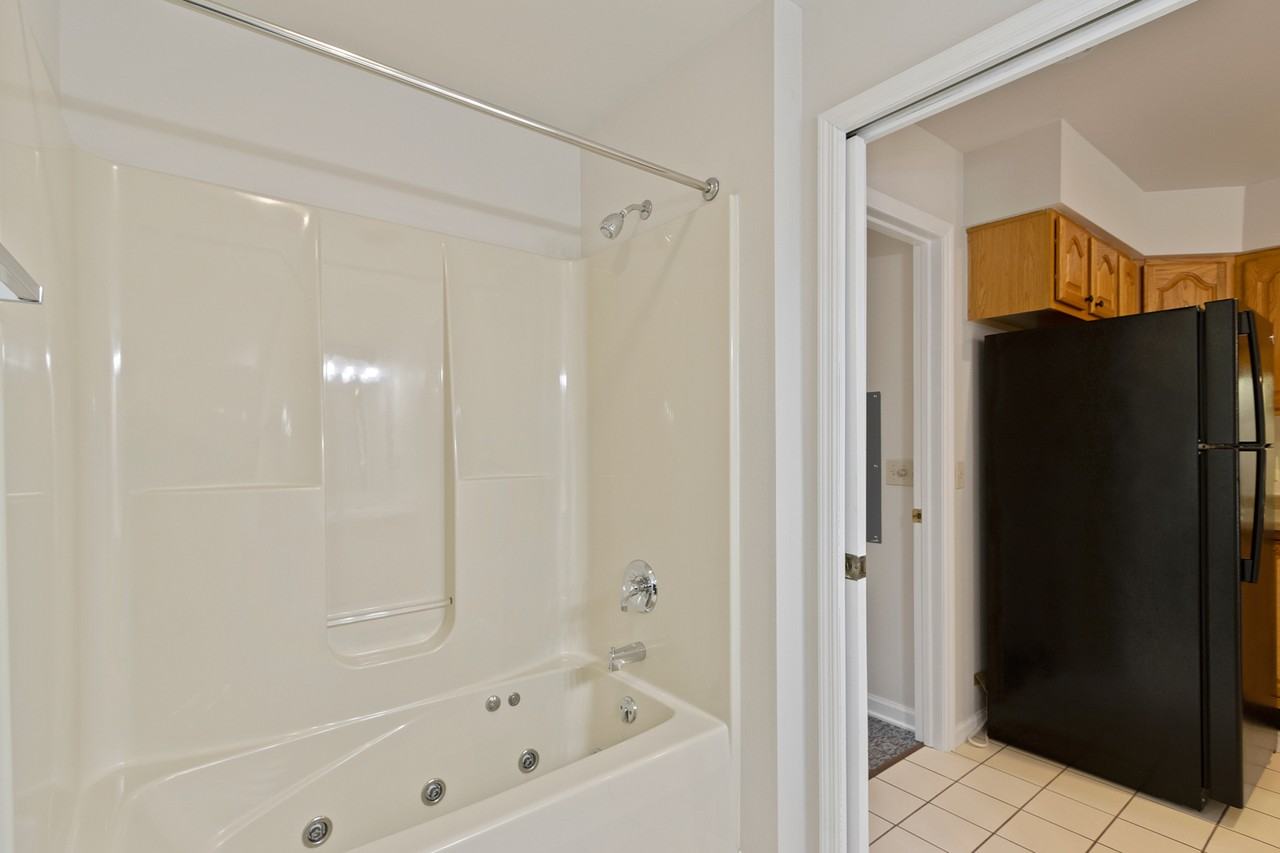 874 Xanadu Road - ML - 15 #ML15 - Photo 7 of 22