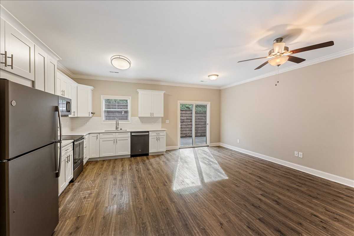 408 Boulder Ridge Way #28 - Photo 3 of 24