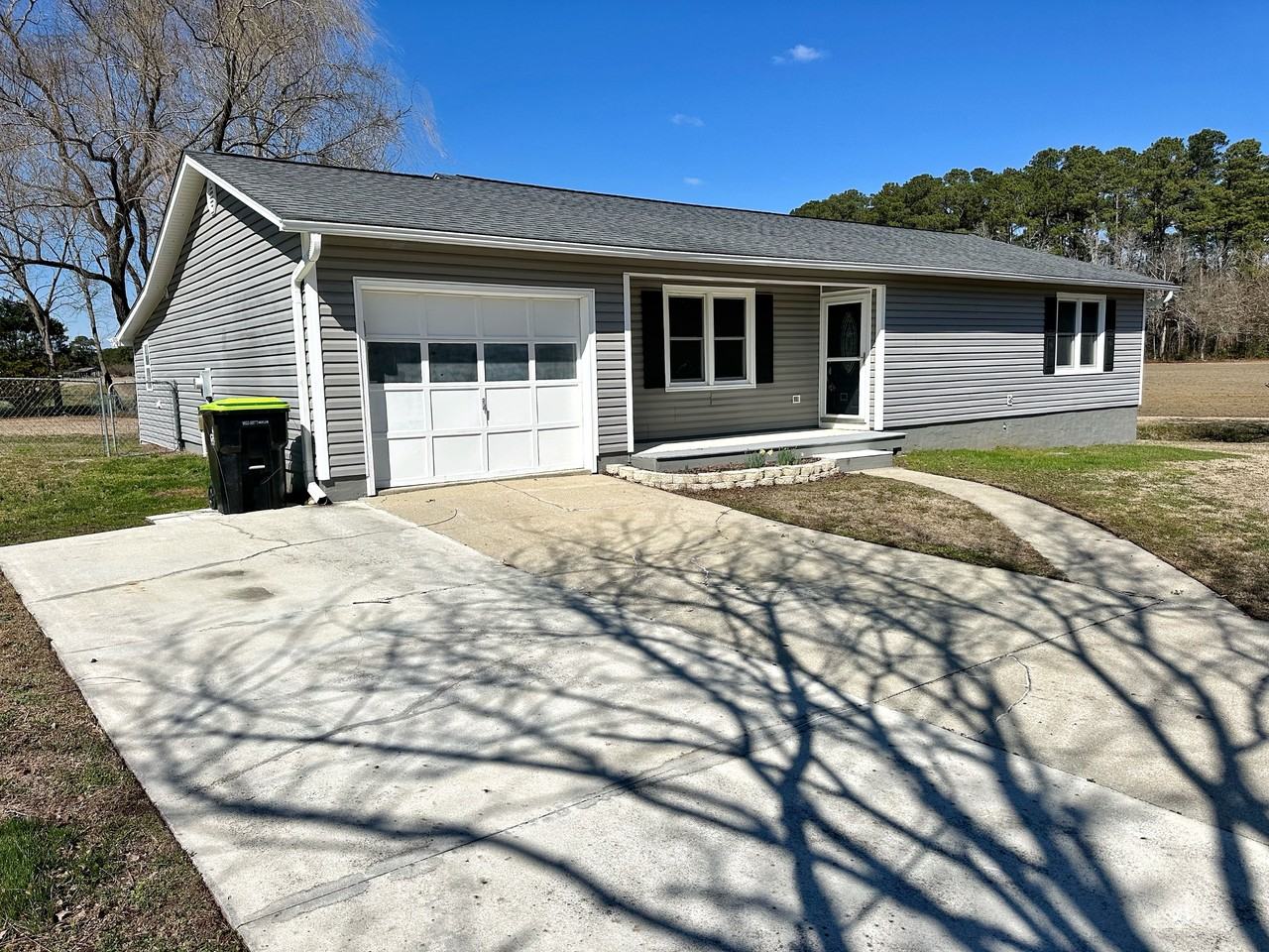115 Fieldcrest Dr #1 - Photo 2 of 31