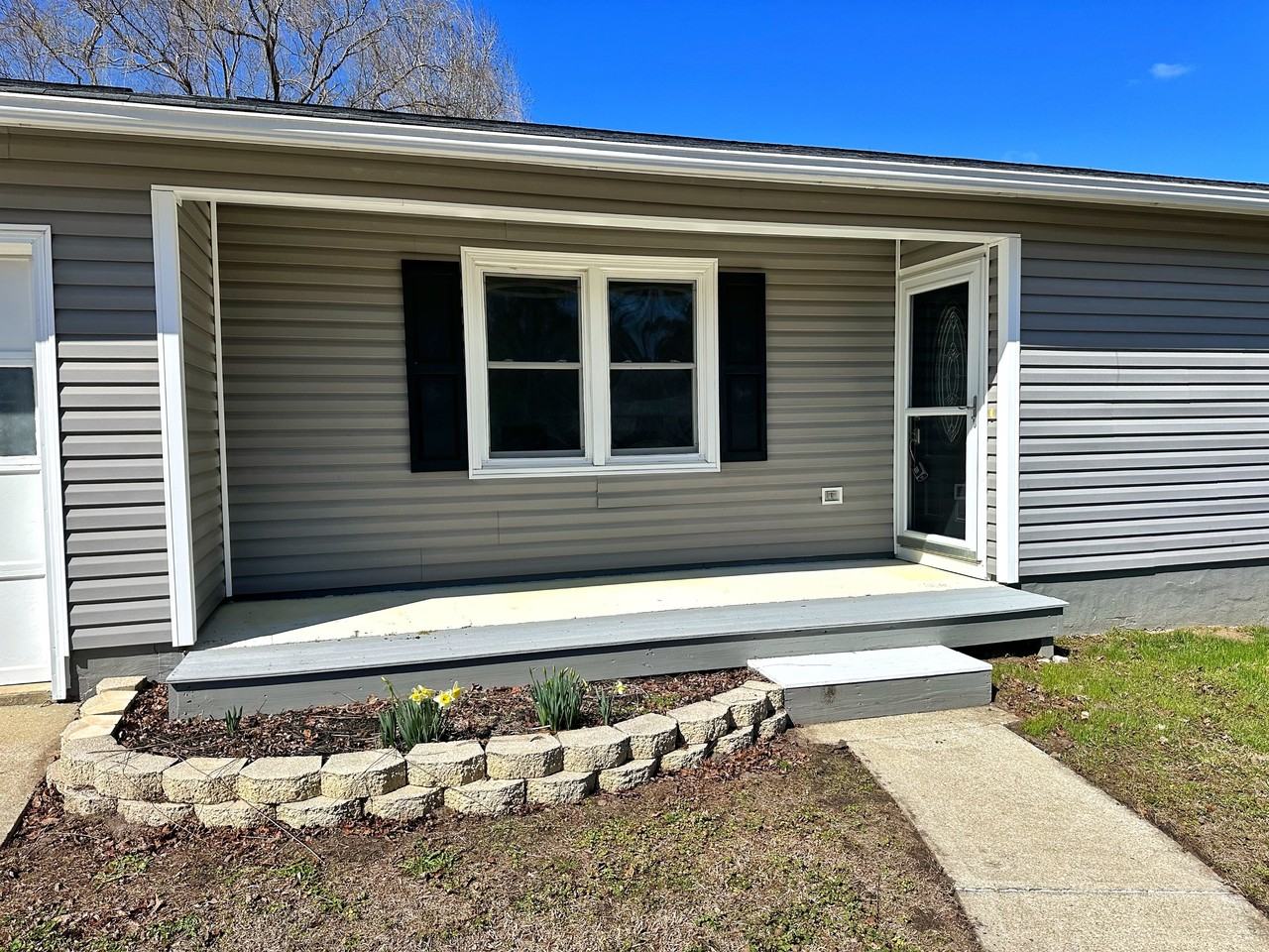 115 Fieldcrest Dr #1 - Photo 3 of 31