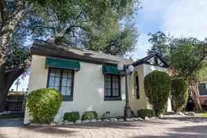 featured image of 702-706 702-706 Euclid / 113 G Street