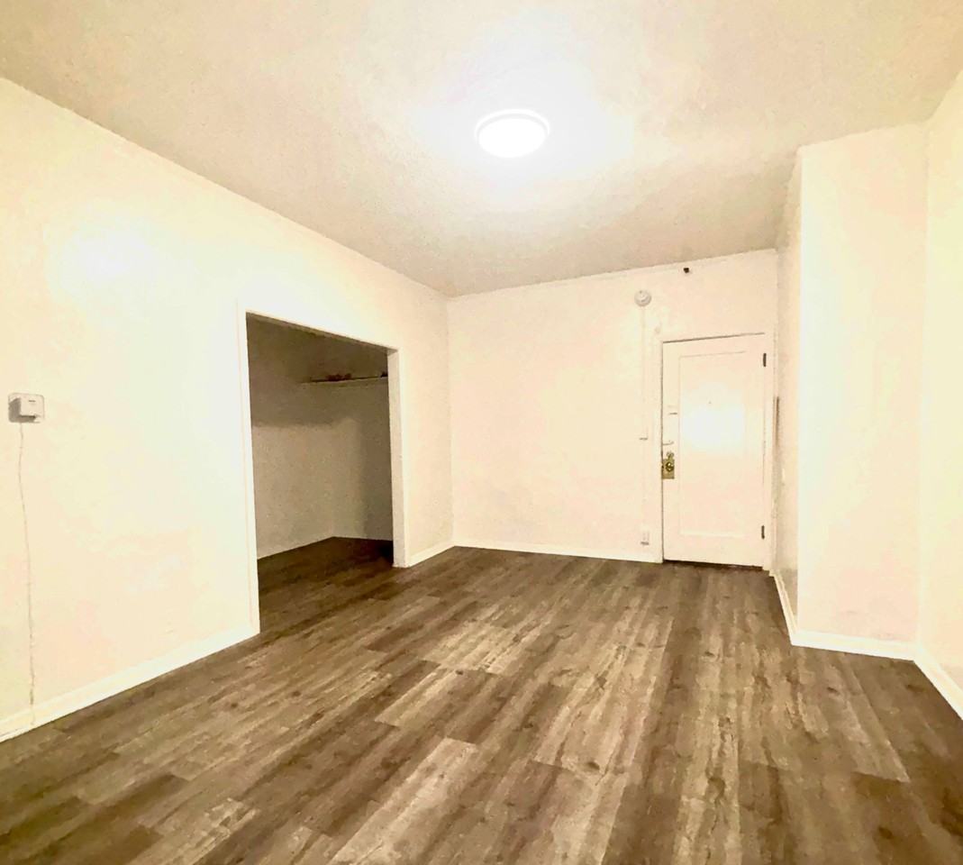 New Remodeled Studios - Photo 6 of 11