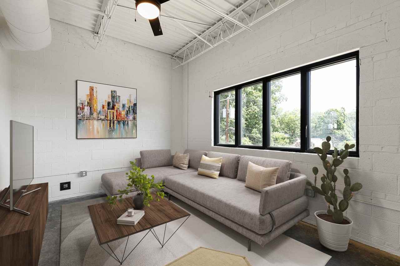 The Westover - Photo 4 of 12