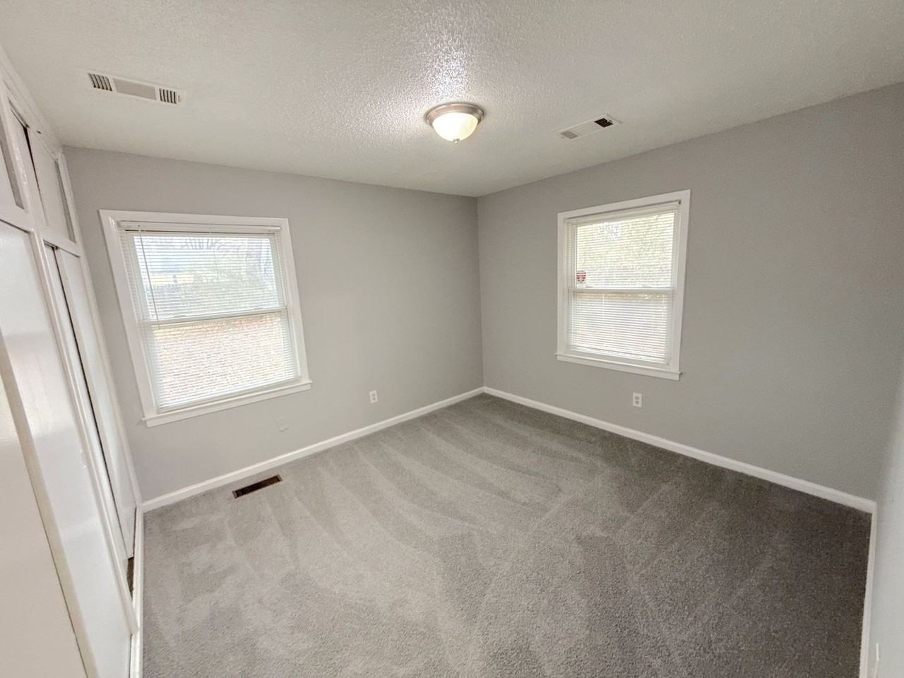 1497 Maxine St - Photo 3 of 14