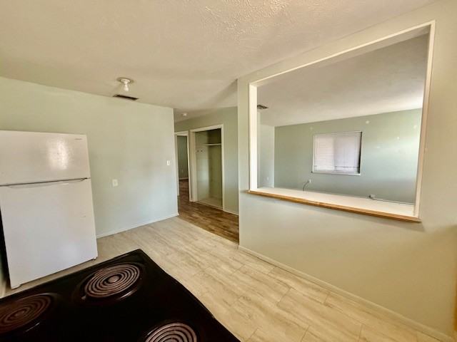 240 E Howry Ave #1 - Photo 5 of 14