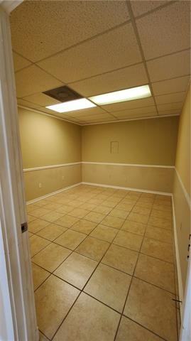 1347 Englewood Dr #1363 - Photo 4 of 9