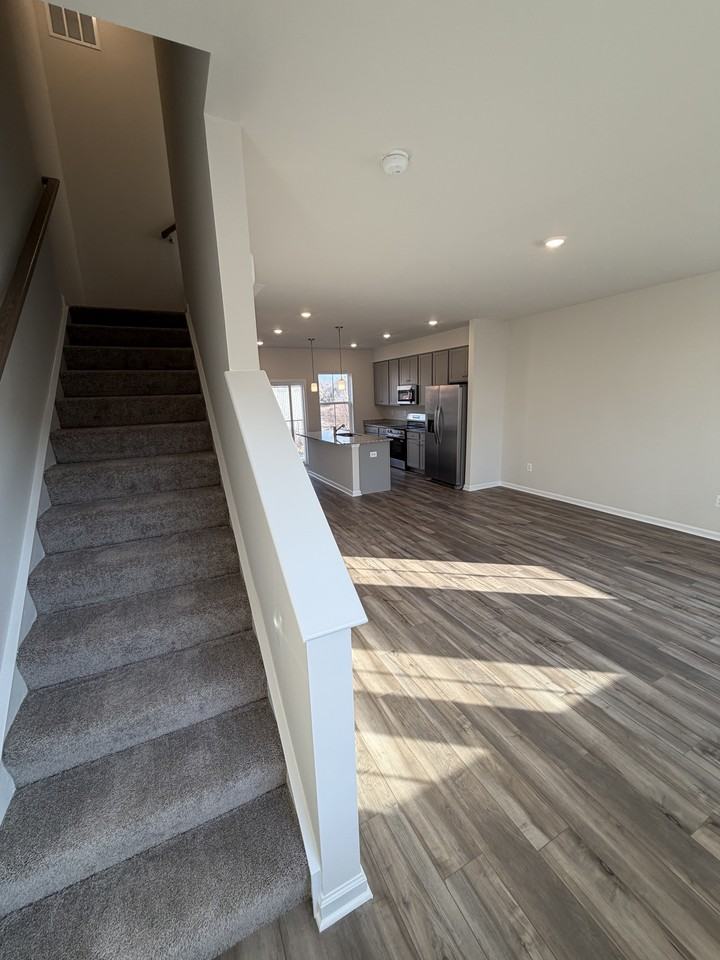 125 Kinkade Ct #1 - Photo 7 of 18