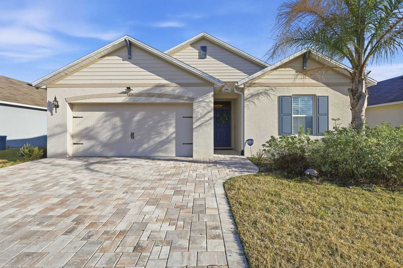 525 Stowers Dr #1 - Photo 3 of 40