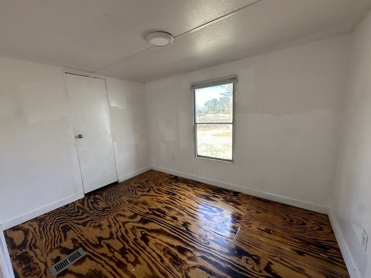 7150 Seward Cir #2 - Photo 6 of 9