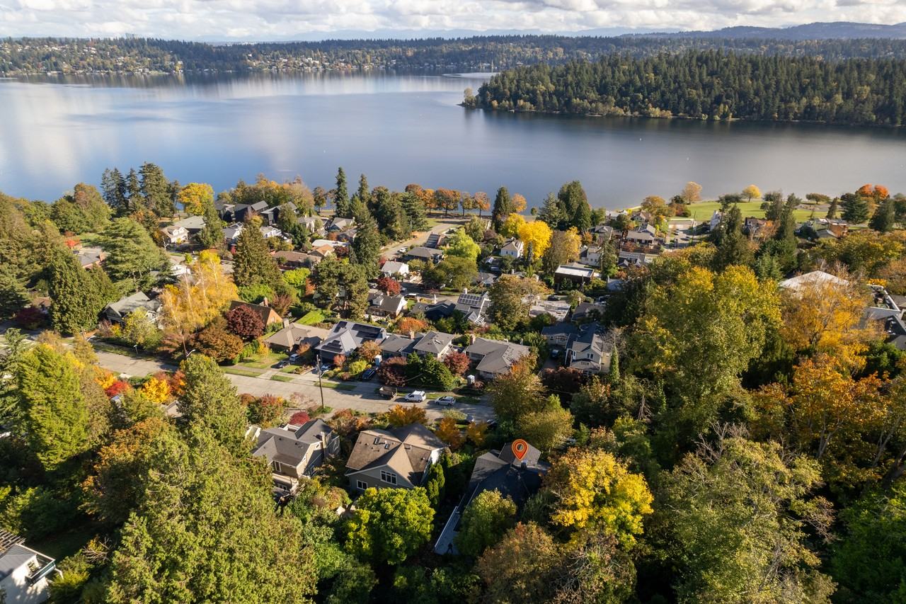 4833 53rd Ave S #1 - Photo 2 of 25