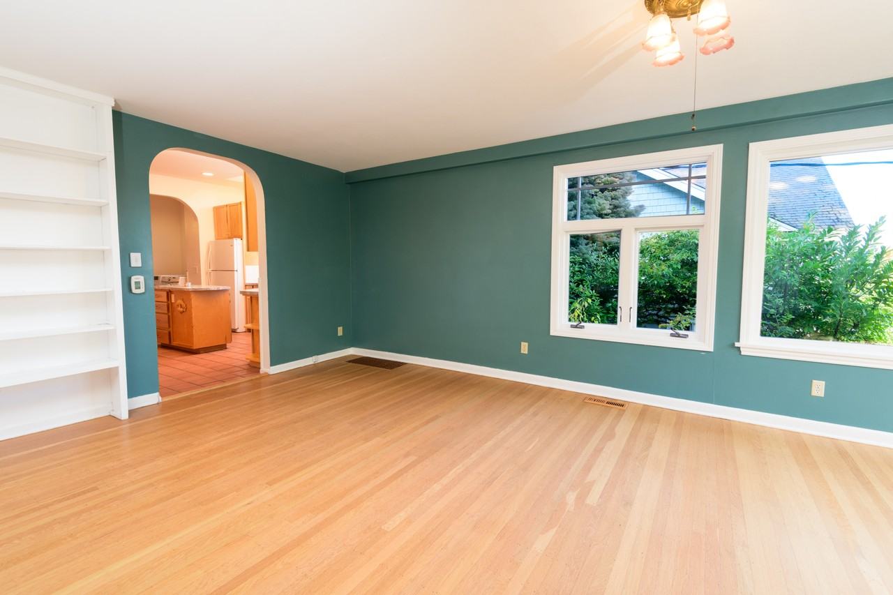 4833 53rd Ave S #1 - Photo 4 of 25