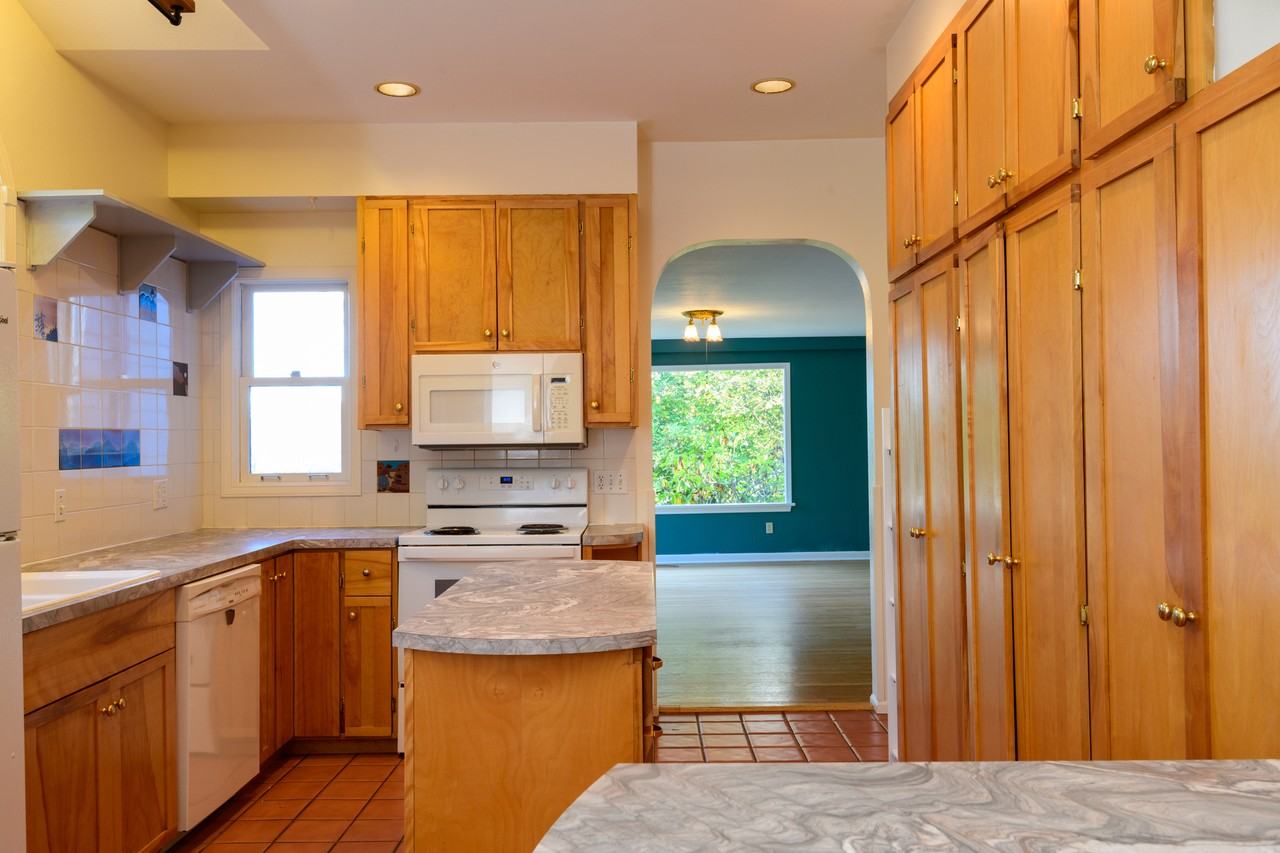 4833 53rd Ave S #1 - Photo 5 of 25