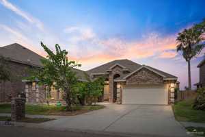 featured image of 1913 Bunting Ln #1