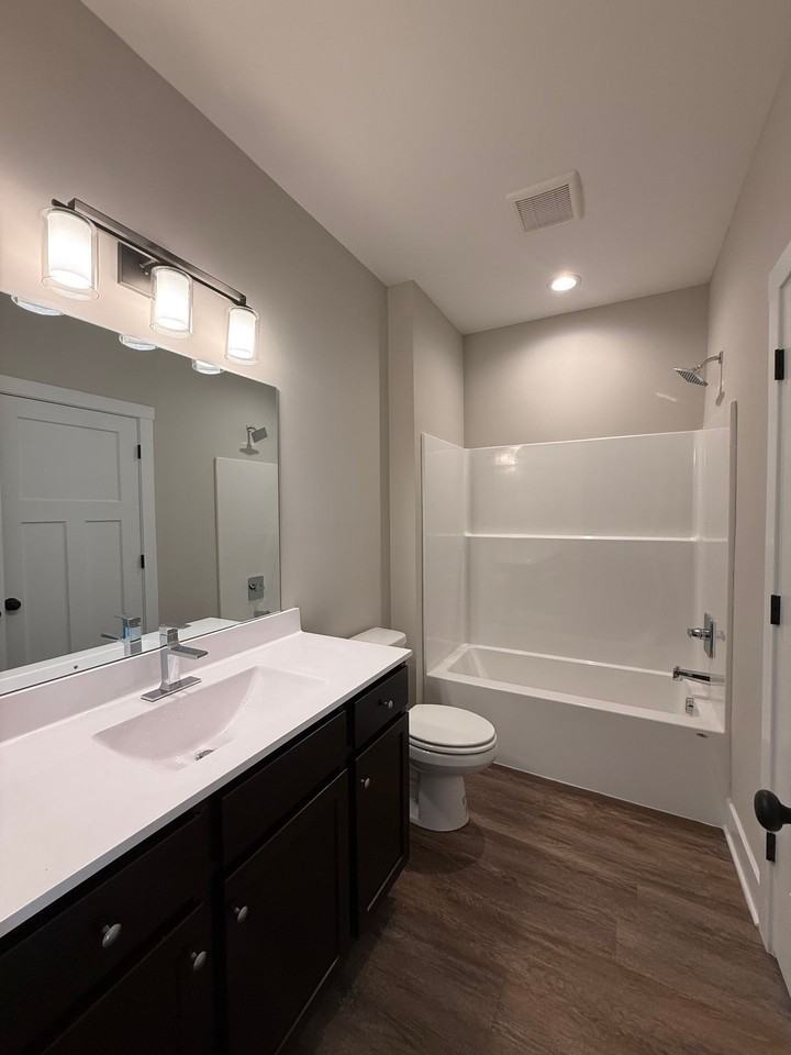 Jefferson Commons Commercial Apartments - Photo 5 of 10