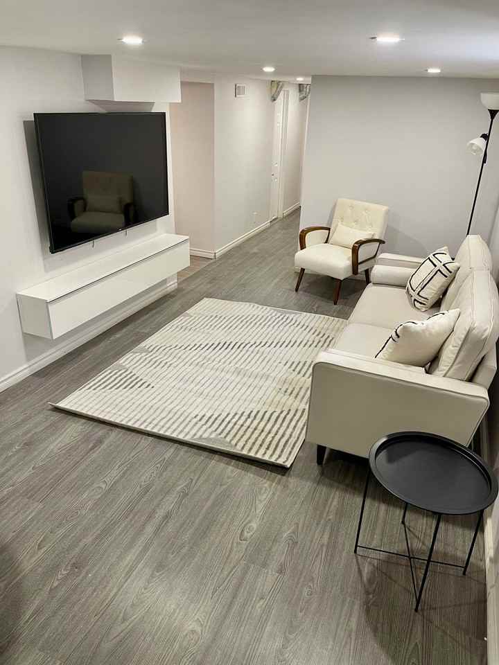 1297 Aubin Rd Lowr Lower #1 - Photo 2 of 9